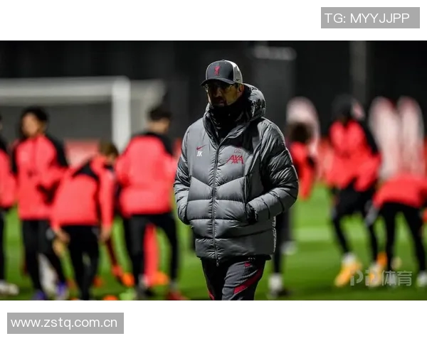 崔永熙积极备战早日回归赛场训练照曝光展现力量与技术并重 崔永熙积极备战早日回归赛场训练照曝光展现力量与技术并重