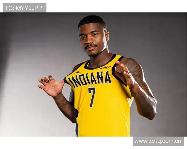 卡姆琼斯因超速被拦截逮捕急于赶往训练场引发关注 卡姆琼斯因超速被拦截逮捕急于赶往训练场引发关注