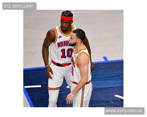 损友行为引发争议巴特勒罚球遭坑瞬间疑惑不解原地愣神 损友行为引发争议巴特勒罚球遭坑瞬间疑惑不解原地愣神