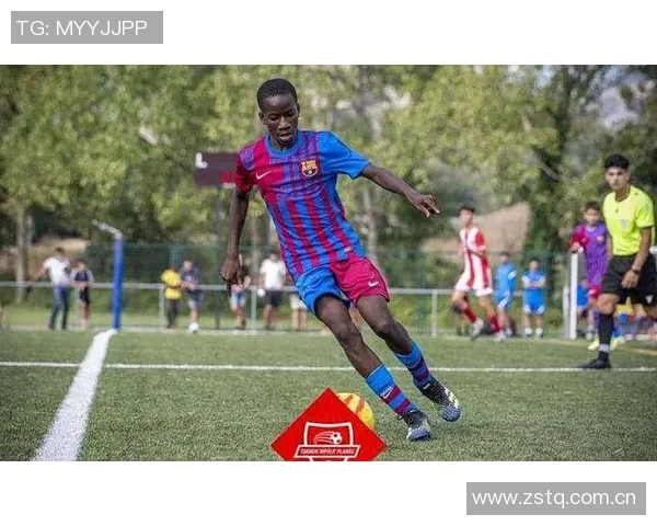 罗马诺透露巴萨欲留15岁小将埃布里马经纪人扎哈维专程造访谈判 罗马诺透露巴萨欲留15岁小将埃布里马经纪人扎哈维专程造访谈判