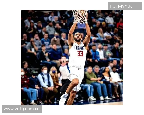 莱昂纳德下半场未首发巴图姆替补出场引发热议 莱昂纳德下半场未首发巴图姆替补出场引发热议