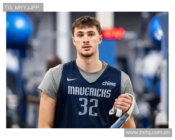 NCAA季前赛明年状元热门达林彼得森上半场狂砍24分全场贡献26分表现抢眼 NCAA季前赛明年状元热门达林彼得森上半场狂砍24分全场贡献26分表现抢眼