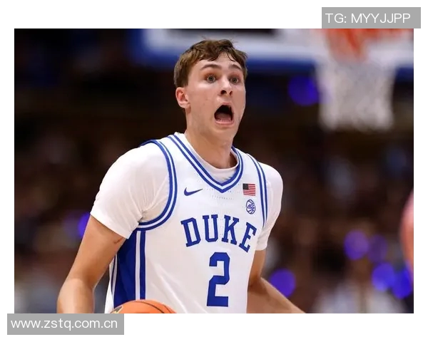 NCAA季前赛明年状元热门达林彼得森上半场狂砍24分全场贡献26分表现抢眼