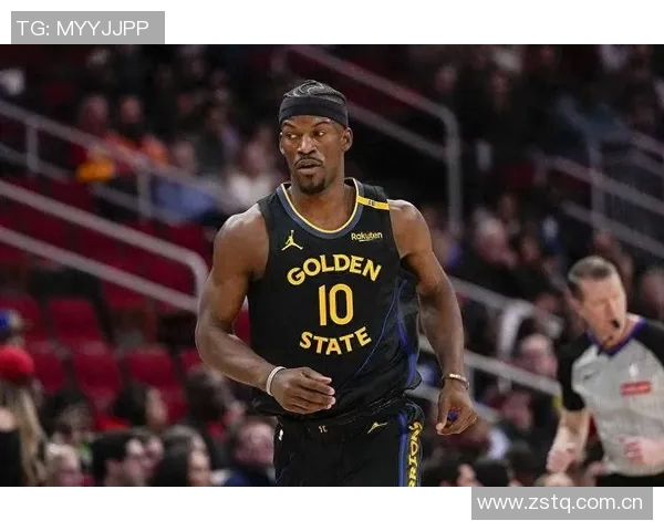 今天背靠背迎战国王队巴特勒因背部不适缺席比赛引发关注 今天背靠背迎战国王队巴特勒因背部不适缺席比赛引发关注