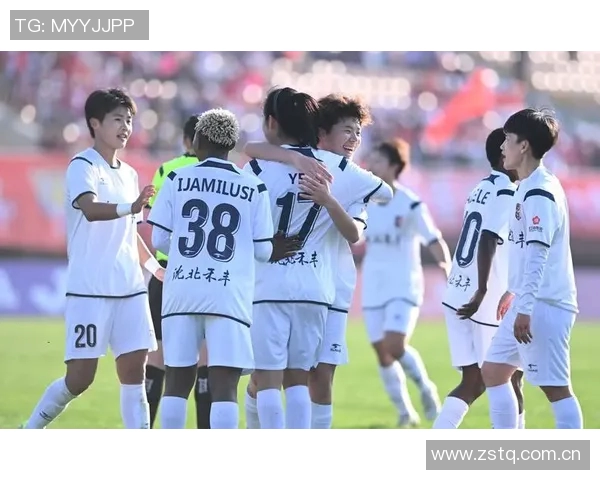 谢文能主场收官赛季贡献4球8助感谢所有支持球队的球迷与伙伴 谢文能主场收官赛季贡献4球8助感谢所有支持球队的球迷与伙伴