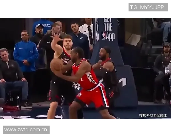 哈登经典跳投瞬间马绍尔背手防守不敢轻举妄动