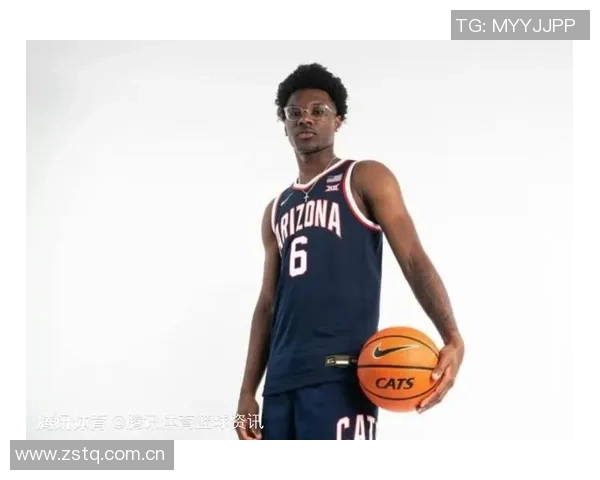 詹姆斯二儿子布莱斯在亚利桑那大学首秀表现出色有望参加2026年NBA选秀