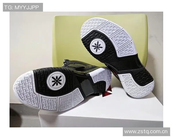 库里首次穿上李宁韦德之道1魔鬼鱼入场引发热议