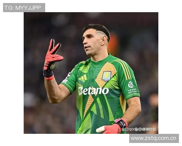 纳因戈兰直言不讳批评马丁内斯称其对足球一无所知表现糟糕